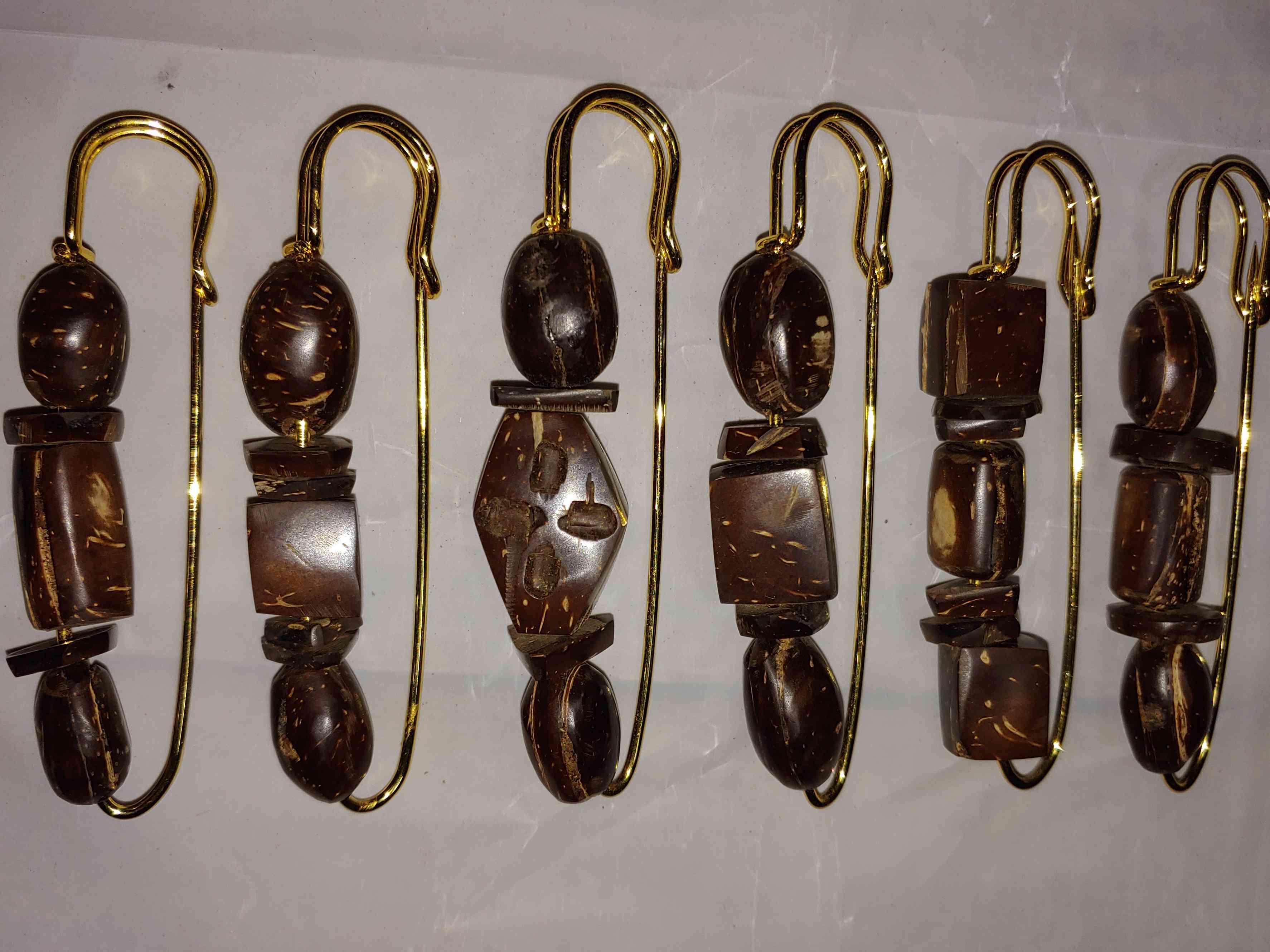 පොල්කටු සාරි කටු 